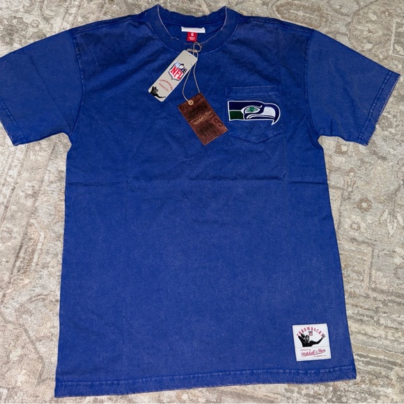 Mitchell & Ness Other - Mitchell & Ness Seattle Seahawks Vintage‎ Logo Pocket Shirt NFL Men's Size S New